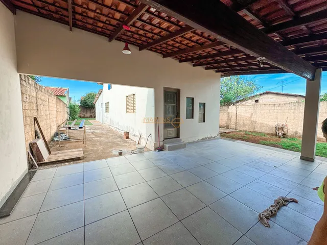 Imagem 9: Casa à venda no bairro Paineiras - Araguari/MG