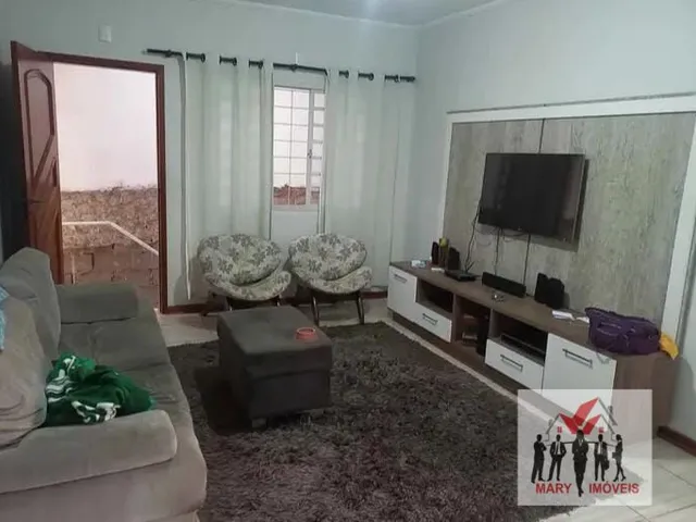 Imagem 12: Casa À Venda no Bairro Jardim Centenário - Poços de Caldas/Mg