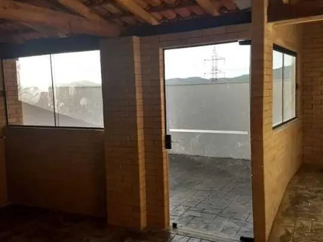 Imagem 4: Casa À Venda no Bairro Loteamento Campo das Aroeiras - Poços de Caldas/Mg