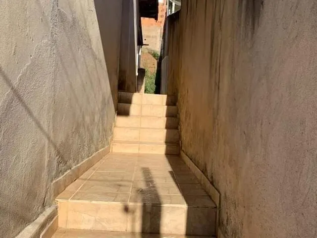 Imagem 2: Casa À Venda no Bairro Jardim Ipê - Poços de Caldas/Mg