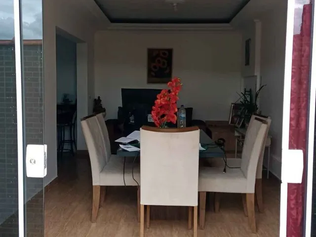 Imagem 3: Casa À Venda no Bairro Conjunto Habitacional Pedro Afonso Junqueira - Poços de Caldas/Mg