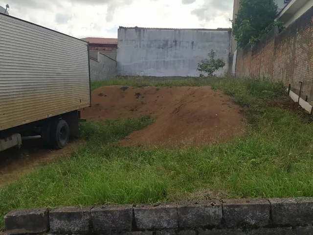 Imagem 2: Terreno Terreno Terreno / lote com venda por R$200.000