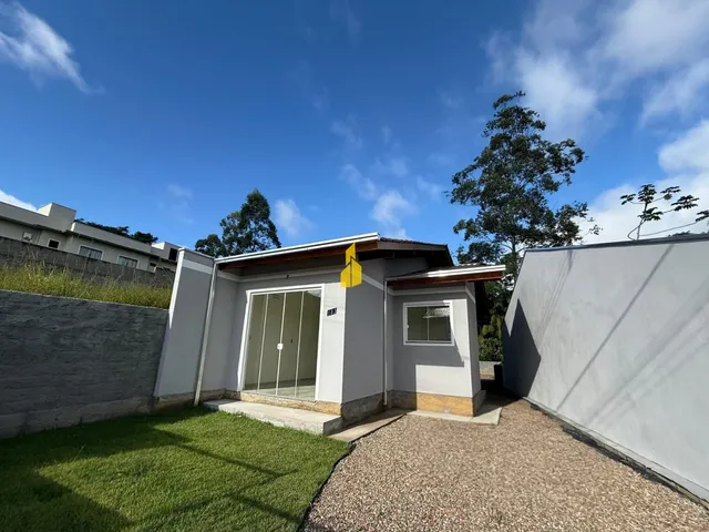 Imagem: Casa Nova com Dois Dormitórios em Loteamento