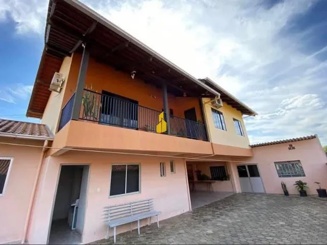 Imagem: Casa À Venda no Bairro Carijós - Indaial/Sc