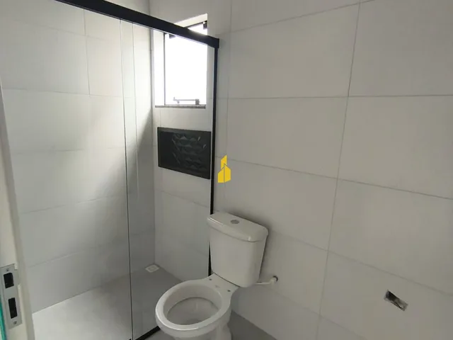Imagem 8: Casa com 02 Dormitórios no Bairro Arapongas