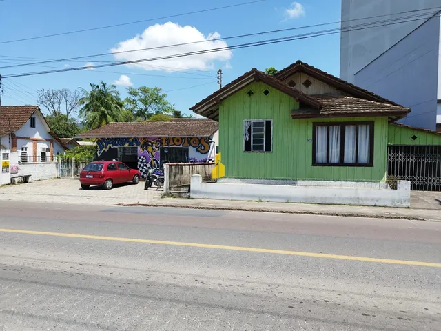Imagem 1: Casa com Sala Comercial À Venda na Cidade de Timbó/Sc