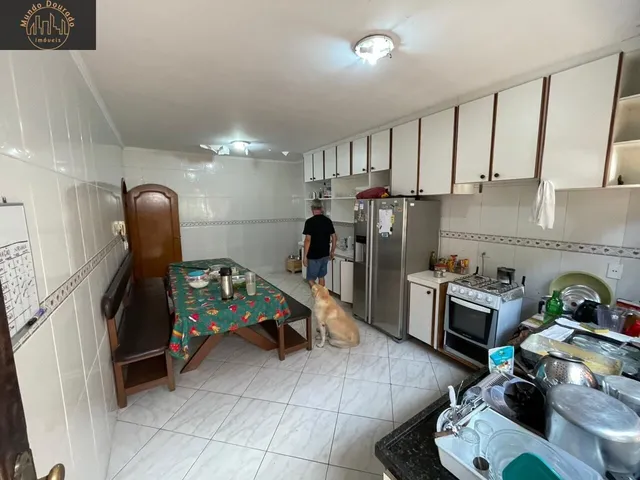 Imagem 13: Casa Térrea 3 Dormitórios (1 Suíte) - 2 Salões Festas - 5 Vagas À Venda no Bairro Vila Scarpelli - Santo André/Sp