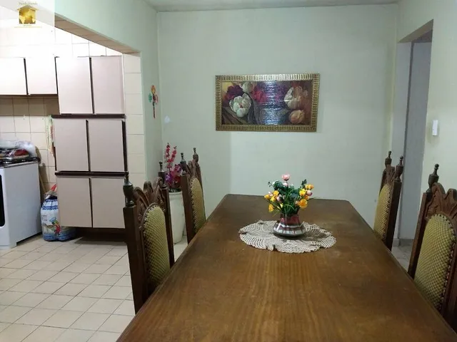 Imagem 9: Sobrado 200 M² | 4 Dormitórios Sendo 1 Suíte
