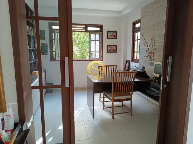 Imagem: Casa a Venda com 5 Suítes Píscina no