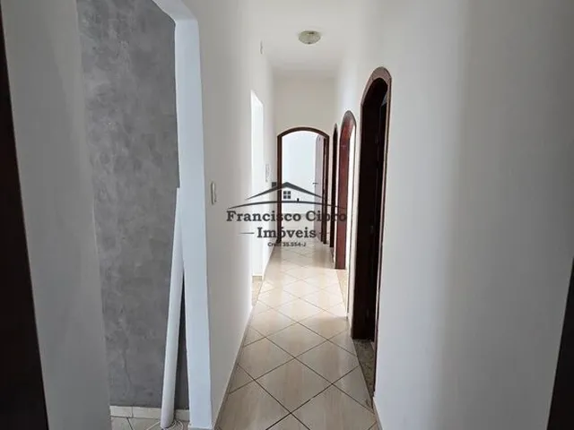 Imagem 8: Casa À Venda no Bairro Parque São Francisco - Guaratinguetá/Sp