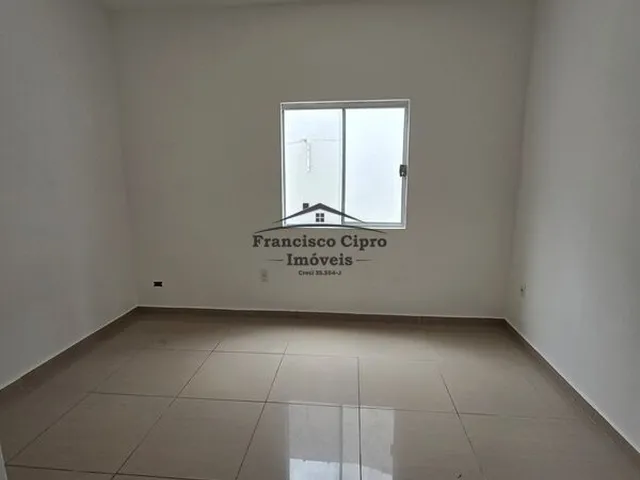 Imagem 4: Casa À Venda no Bairro Parque São Francisco - Guaratinguetá/Sp