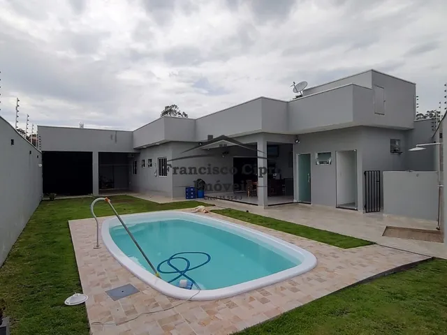 Imagem: Casa À Venda no Bairro Belveder Clube dos