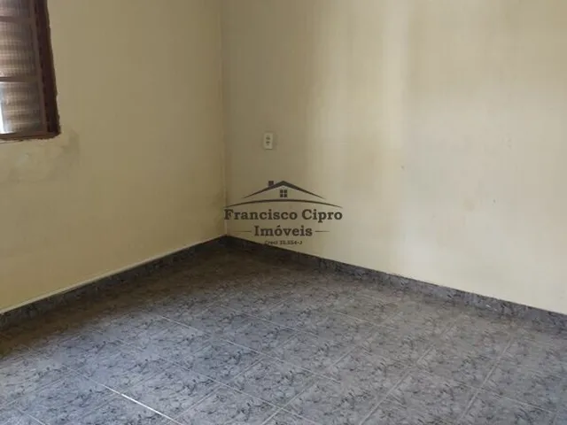 Imagem 3: Casa À Venda no Bairro Belveder Clube dos 500 - Guaratinguetá/Sp