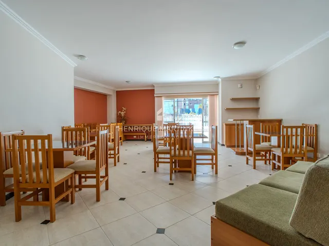 Imagem 2: More no Juvevê: apartamento face norte com 3 quartos e sacada gourmet