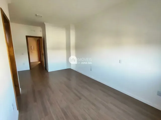 Imagem 2: Casa À Venda no Bairro Hípica - Porto Alegre/Rs
