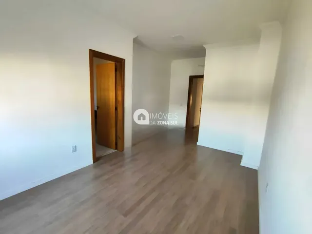 Imagem 3: Casa À Venda no Bairro Hípica - Porto Alegre/Rs