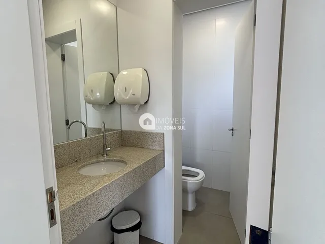 Imagem 10: Casa À Venda no Bairro Ipanema - Porto Alegre/Rs