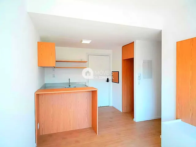 Imagem 9: Apartamento À Venda no Bairro Rio Branco - Porto Alegre/Rs