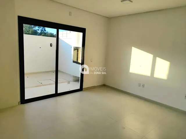Imagem 8: Casa À Venda no Bairro Hípica - Porto Alegre/Rs