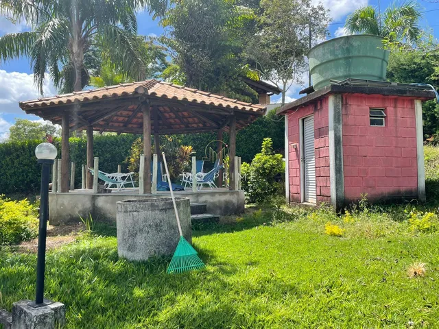 Imagem 2: Sítio Lindo com 7 Quartos no Condomínio Solar das Palmeiras
