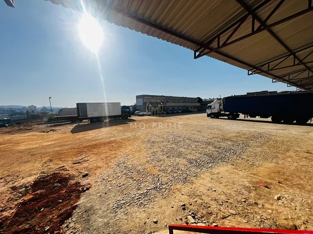 Imagem 5: Galpão com Saida para Betim de 5.000M2 de Terreno