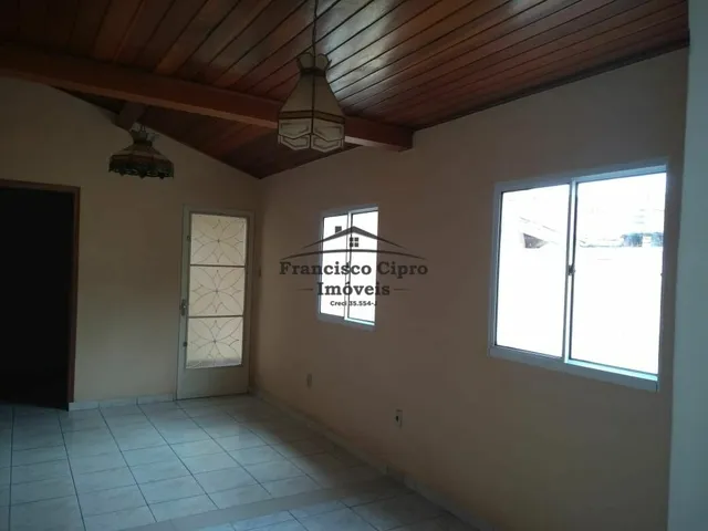 Imagem 13: Casa À Venda no Bairro São Benedito - Guaratinguetá/Sp