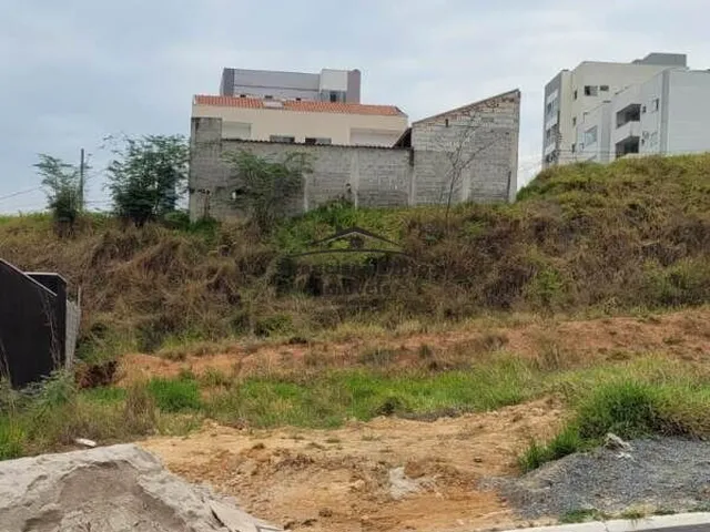 Imagem: Terreno À Venda no Bairro Residencial Coopemi