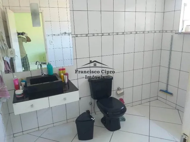 Imagem 4: Casa À Venda no Bairro Belveder Clube dos 500 - Guaratinguetá/Sp