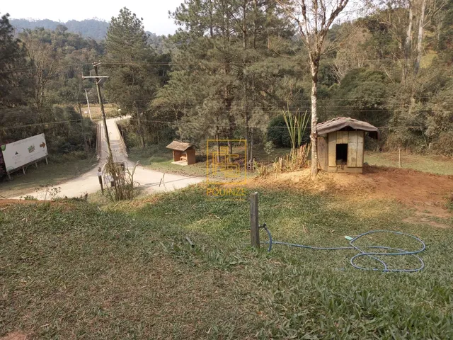 Imagem 12: Encantador Terreno Rural com Casa e Lago em Rio dos Cedros