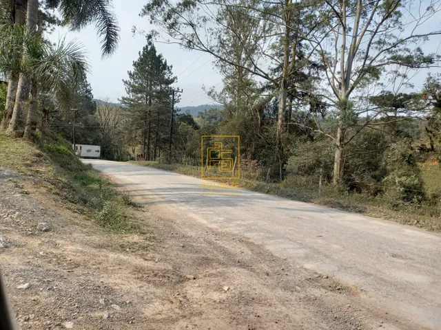 Imagem 16: Encantador Terreno Rural com Casa e Lago em Rio dos Cedros