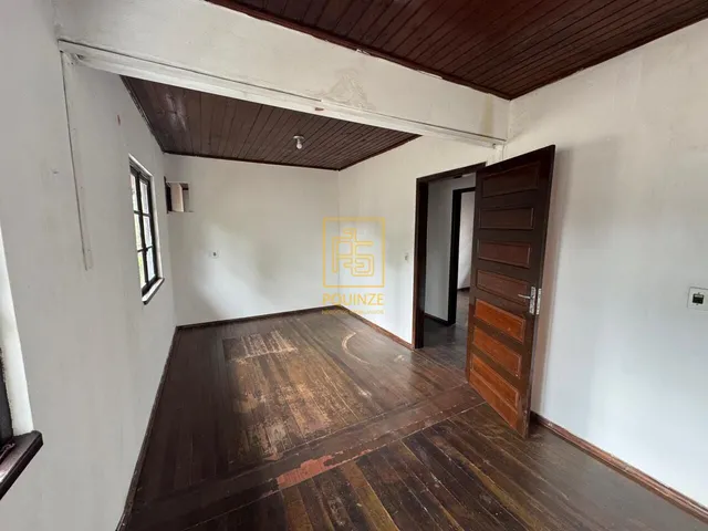Imagem 3: Casa Ampla com Excelente Oportunidade de Investimento no Centro de Timbó