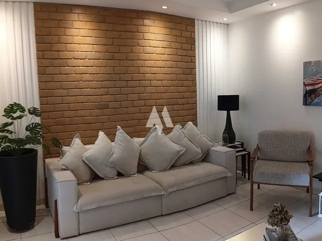 Imagem: Apartamento À Venda Amplo com 2 Dormitórios