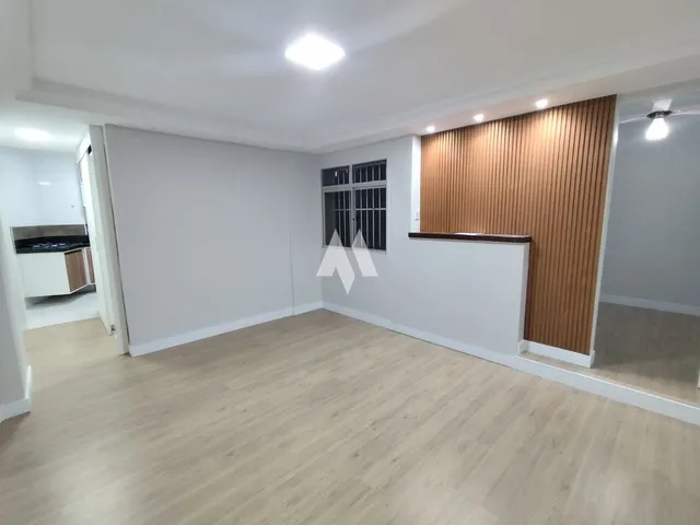 Imagem: Apartamento 2 Dormitórios À Venda Reformado