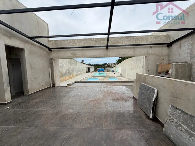 Imagem 2: Casa em Alvenaria, com Piscinas! Jardim São Vicente!