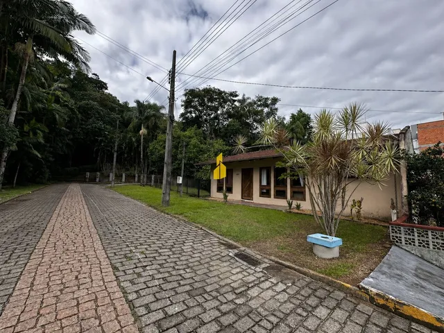 Imagem: Casa Á Venda Emtimbó no Bairro dos Imigrantes