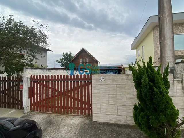Imagem: Casa com Terreno Privativo a Poucos Metros