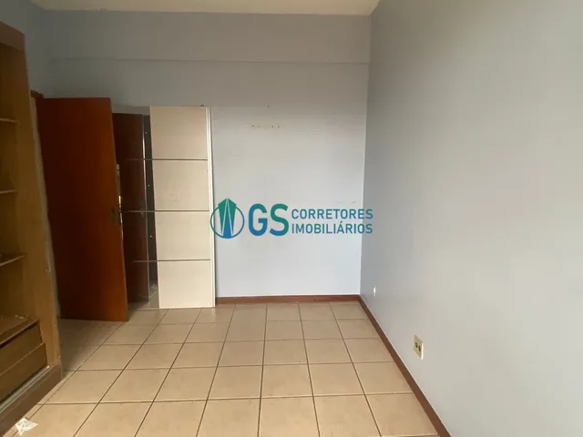 Imagem 4: Amplo Apartamento Pé na Areia, com 03 Dormitórios Sendo 01 Suíte, Localizado na Praia do Forte em Cabo Frio/Rj