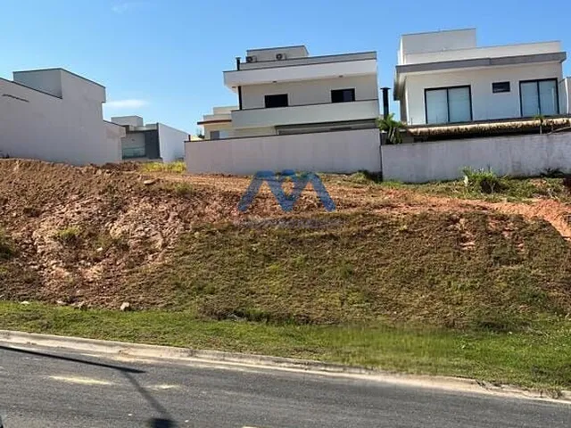 Imagem: Excelente Terreno À Venda no Condomínio