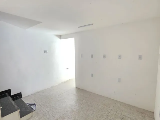 Imagem 2: Casa com Ponto Comercial À Venda - Bairro Centro - Crato/Ce