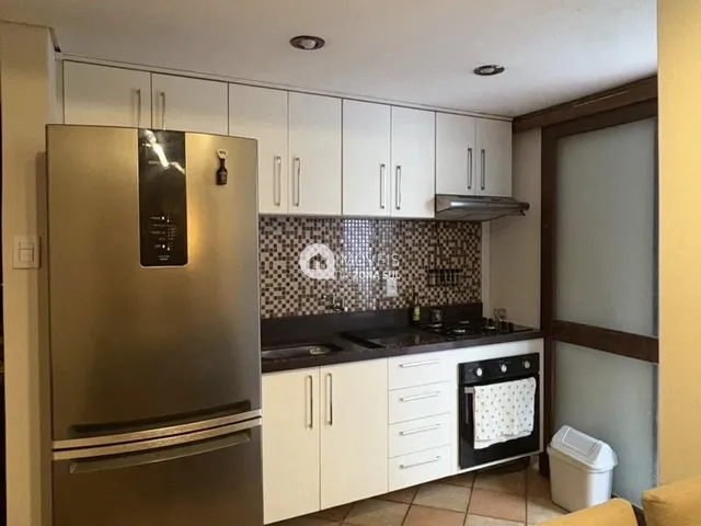 Imagem 9: Apartamento À Venda no Bairro Floresta - Porto Alegre/Rs