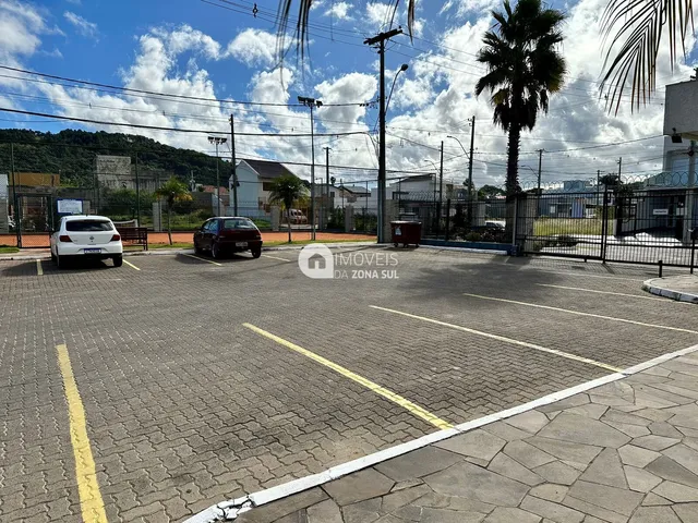 Imagem 10: Oportunidade Única de Casa Térrea com Pé Direito Duplo em Condomínio Fechado