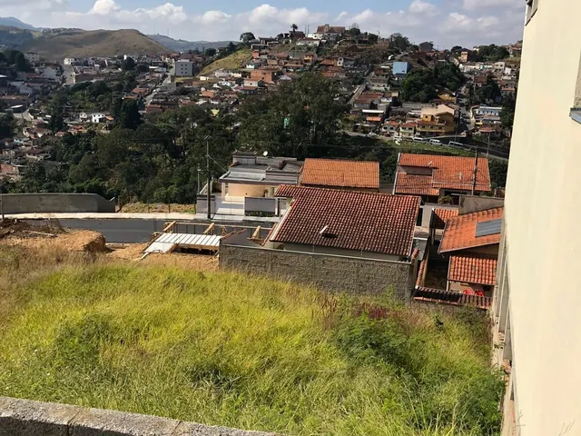 Imagem 2: Terreno À Venda no Bairro Jardim Vitória - Poços de Caldas/Mg