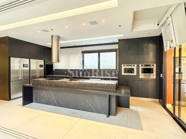 Imagem 3: Casa Espetacular Alphaville | 650M² - Automação - Garagem Subterrânea