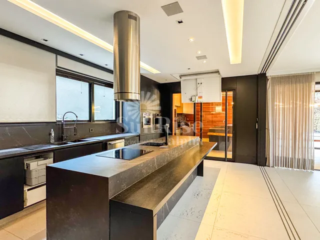 Imagem 9: Casa Espetacular Alphaville | 650M² - Automação - Garagem Subterrânea