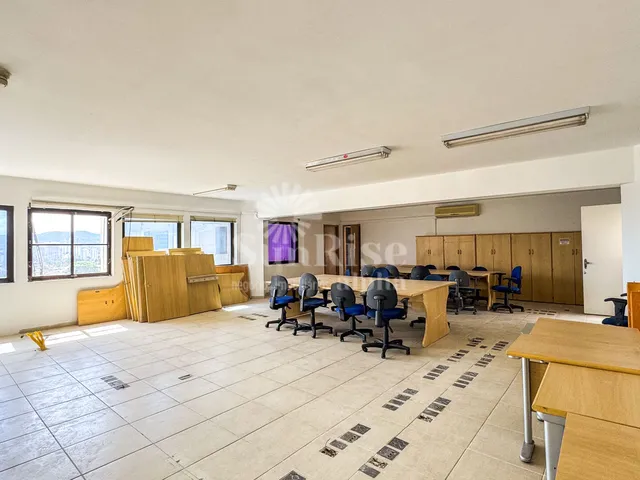 Imagem: Sala Comercial para Alugar com 300M²