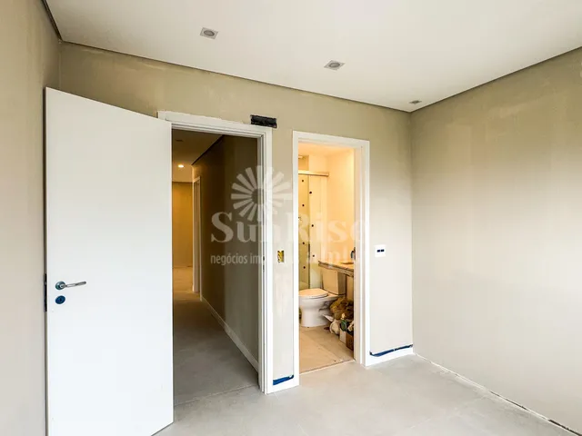 Imagem 2: Apartamento a Venda com 3 Suítes e 2 Vagas + Depósito - 124M² - R$2.290.000