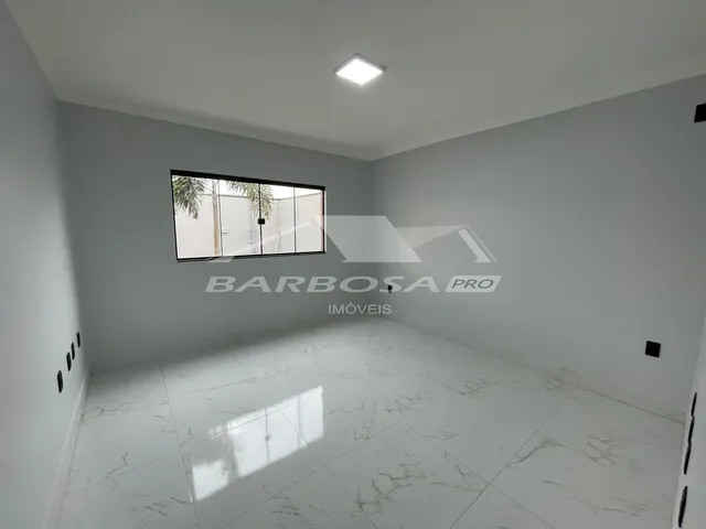 Imagem 9: Casa com Piscina Aquecida Á Venda no Jardim Serrano Caldas Novas