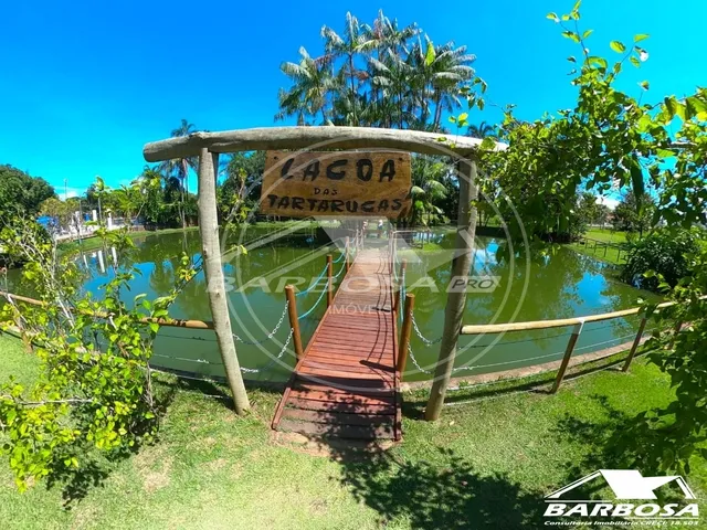 Imagem 11: Casa com 3 Quartos Uma Suite Á Venda no Condominio Village