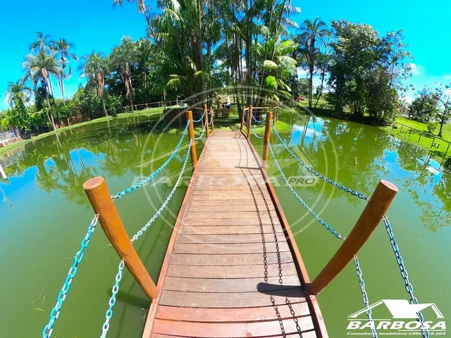 Imagem 4: Casa com 3 Quartos Uma Suite Á Venda no Condominio Village