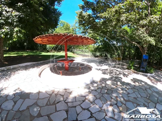 Imagem 15: Casa com 3 Quartos Uma Suite Á Venda no Condominio Village